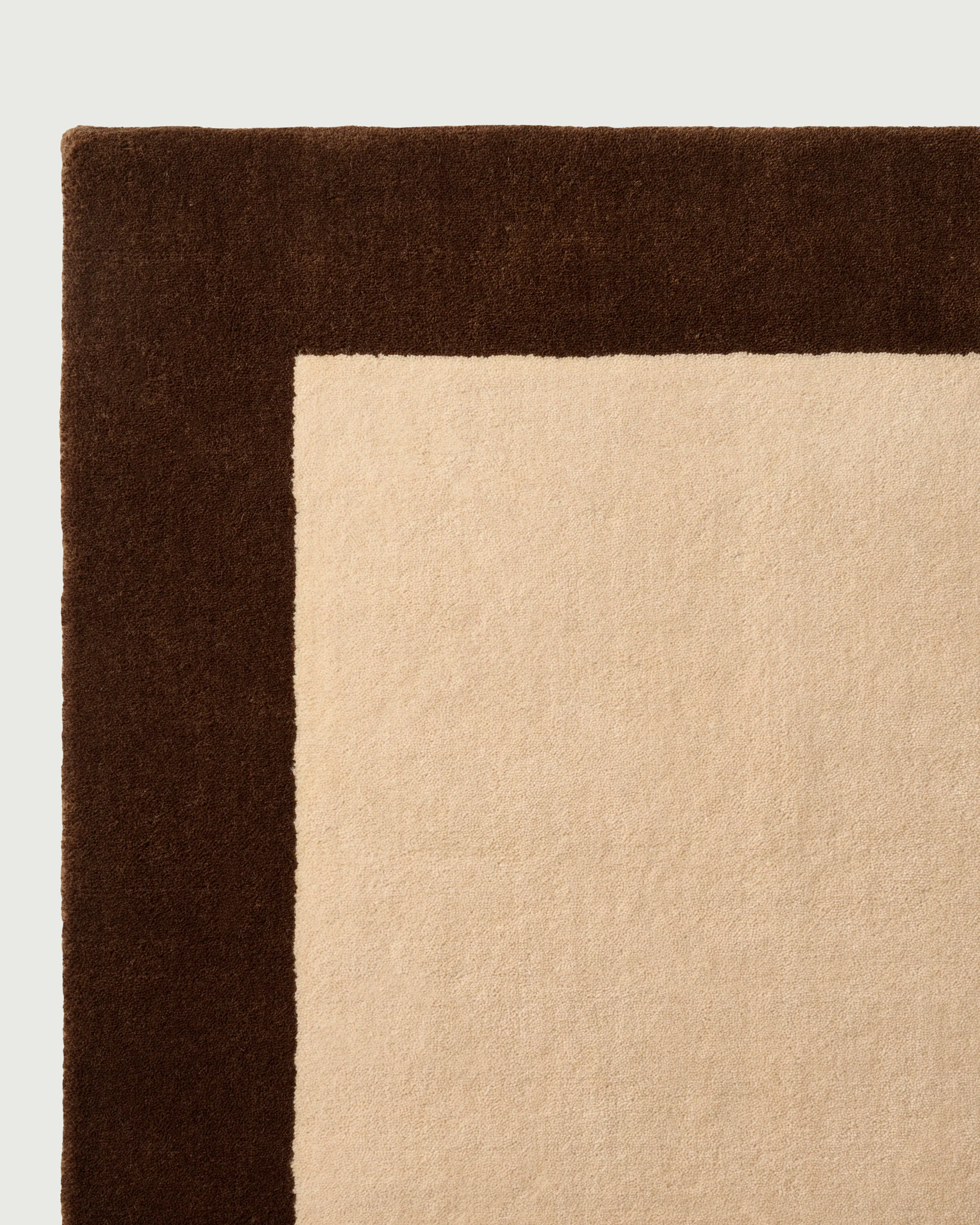 Frame Rug Chocolate & Linen - Image 4