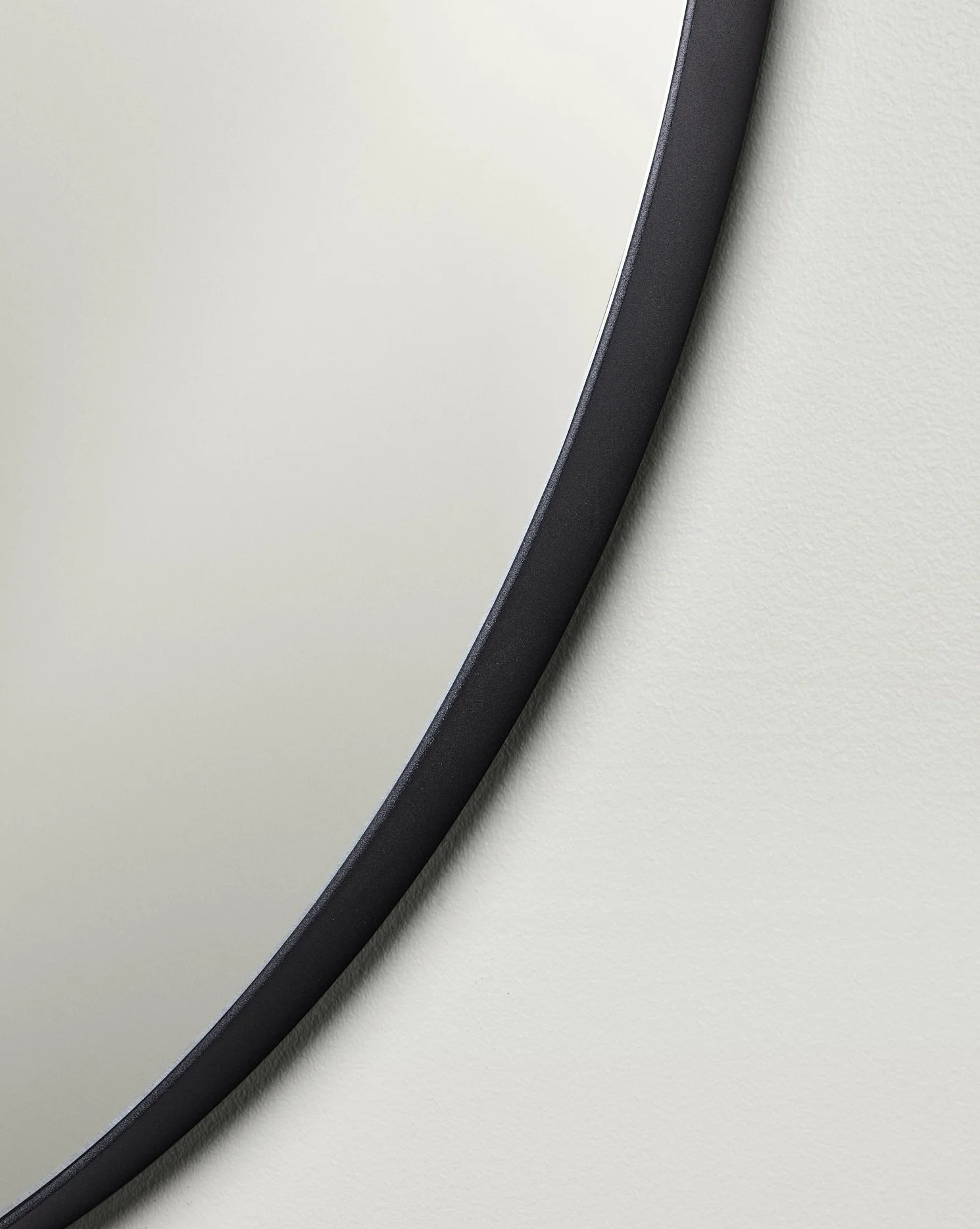 Sol Wall Mirror Black - Image 3